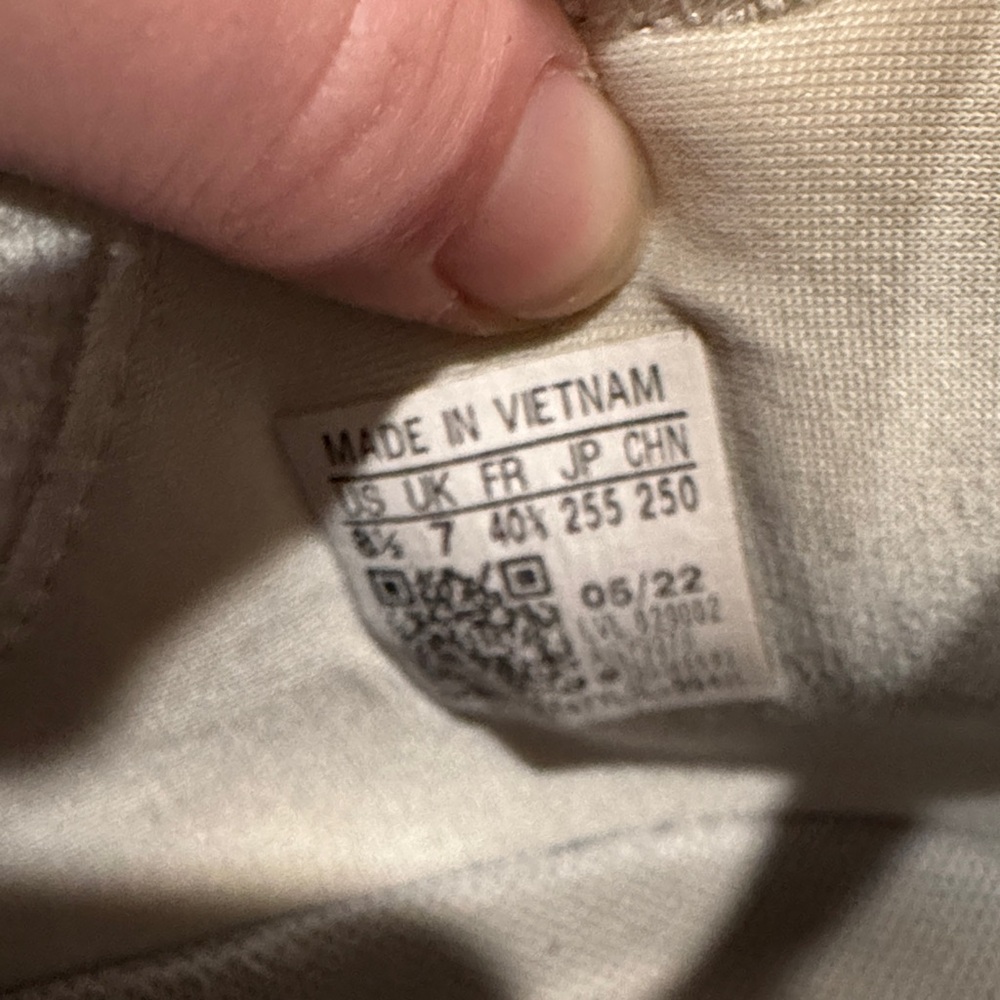 Adidas Men's White and Gray Sneakers - Picture 5 of 5